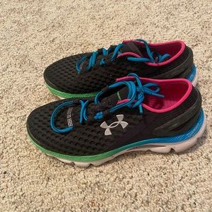 Under armour womans shoes size 7.5